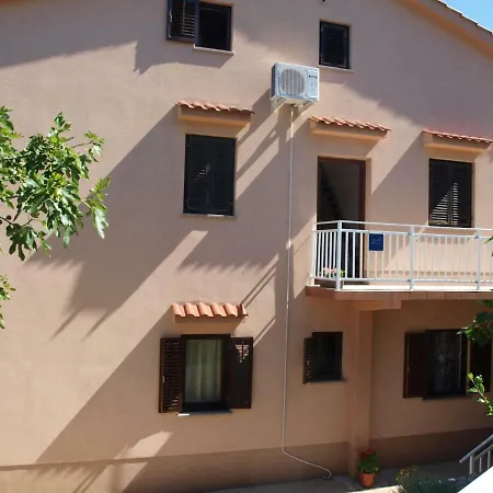 Musulin 1 Apartman *